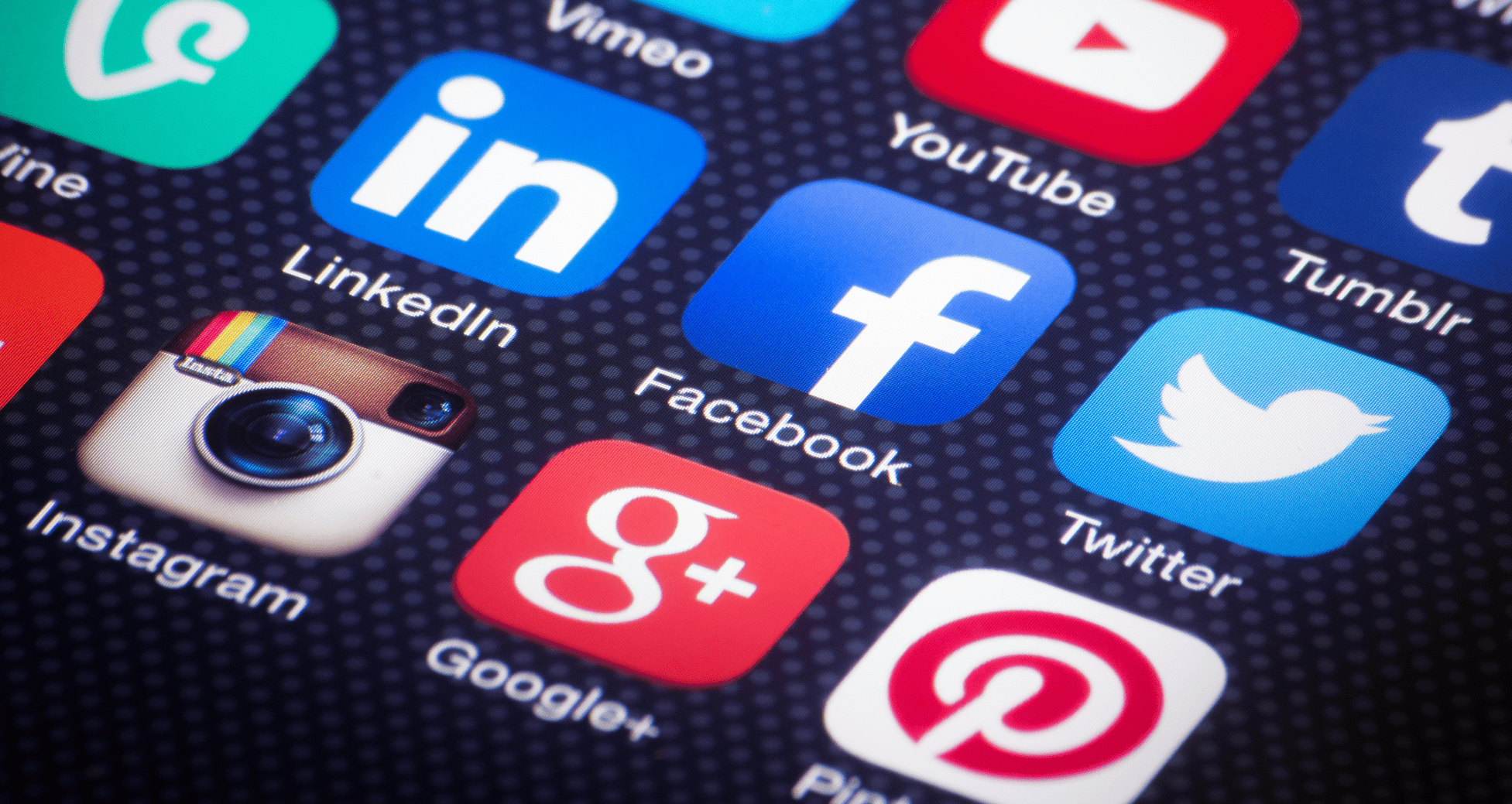Social media advertising - Social Media & Digital ... Social media adverti